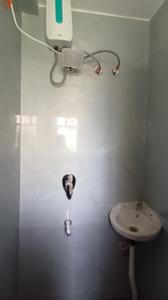 Bathroom Image of 850 Sq.ft 2.5 BHK Builder Floor for rent in Tingre Nagar Pune for Rs. 33000