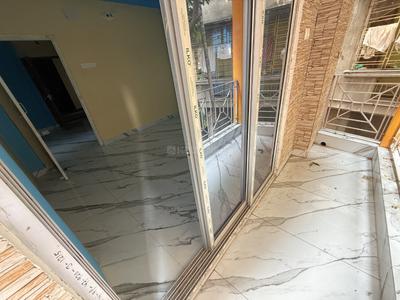 Balcony Image of 704 Sq.ft 2 BHK Apartment / Flat for rent in Airport Gate No 2 Kolkata for Rs. 10000