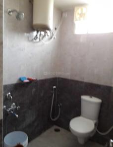 Bathroom Image of 1800 Sq.ft 3 BHK Apartment / Flat for rent in Maa Nandanam Apartments, Hoodi Bengaluru for Rs. 50000