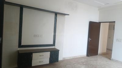 Bedroom Image of 5700 Sq.ft 5 BHK Penthouse for sale in Amrapali Silicon City, Sector 76 Noida for Rs. 30000000