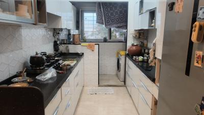 Kitchen Image of 1500 Sq.ft 2.5 BHK Apartment / Flat for sale in Erandwane Pune for Rs. 33000000
