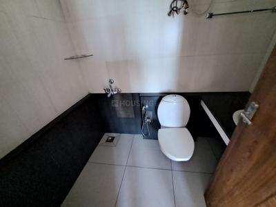 Bathroom Image of 1520 Sq.ft 3 BHK Apartment / Flat for sale in Kaloor Kochi for Rs. 11000000