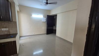 Living Room Image of 890 Sq.ft 2 BHK Apartment / Flat for rent in Sethi Max Royal, Sector 76 Noida for Rs. 26000
