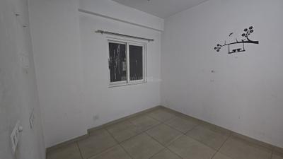 Bedroom Image of 1340 Sq.ft 3 BHK Apartment / Flat for sale in Gulshan Ikebana, Sector 143 Noida for Rs. 16800000