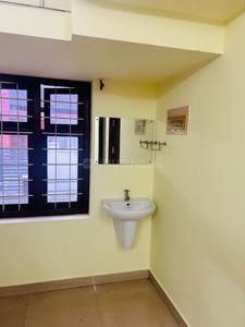 Bathroom Image of 1450 Sq.ft 3 BHK Independent House for rent in Karaparamba Kozhikode for Rs. 21500