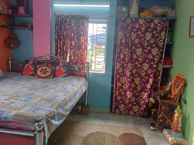 Bedroom Image of 600 Sq.ft 2 BHK Apartment / Flat for sale in Tollygunge Kolkata for Rs. 2100000
