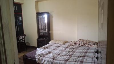 Bedroom Image of 1275 Sq.ft 2 BHK Apartment / Flat for rent in Gaurs Gaur Global Village, Crossings Republik Ghaziabad for Rs. 18000