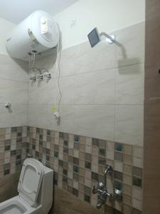 Common Bathroom Image of 1200 Sq.ft 2 BHK Apartment / Flat for rent in R.K. Hegde Nagar Bengaluru for Rs. 30000