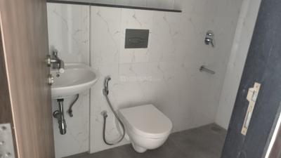 Image of 1055 Sq.ft 2 BHK Apartment / Flat for sale in Lodha Amara Tower 24 And 25, Thane West, Thane for Rs. 14200000