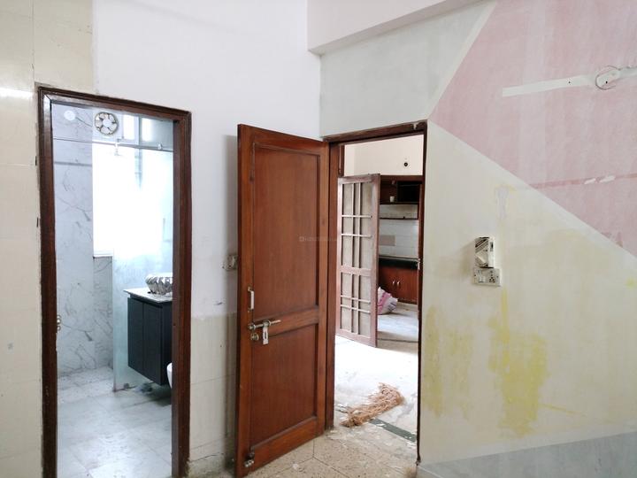 Mayank Apartment Main Image 1