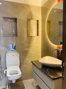 Bathroom Image of 2150 Sq.ft 4 BHK Builder Floor for sale in DLF Phase 2 Gurgaon for Rs. 35000000