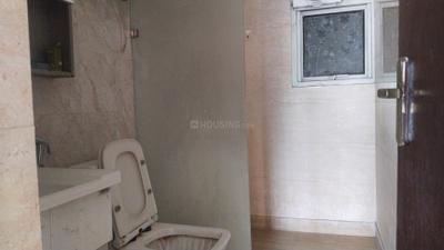 Image of 973 Sq.ft 2 BHK Apartment / Flat for rent in Panchsheel Wellington, Crossings Republik, Ghaziabad for Rs. 20000