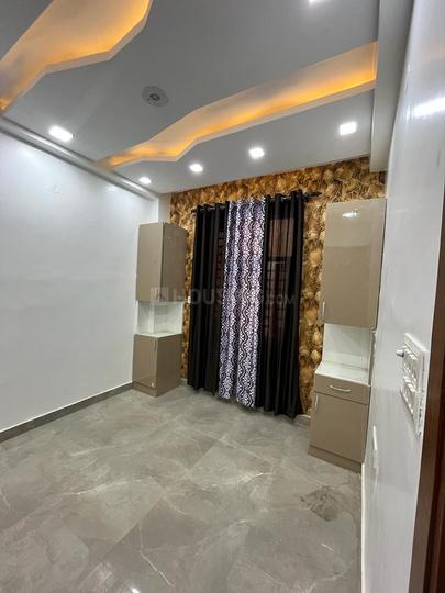 Bhagwati Garden, Dwarka Mor Bedroom 1