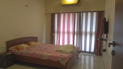 Bedroom Image of 1750 Sq.ft 3 BHK Apartment / Flat for rent in Raheja Ridgewood, Goregaon East Mumbai for Rs. 124999