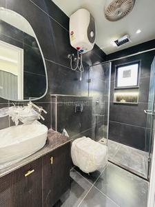 Bathroom Image of 1800 Sq.ft 3 BHK Builder Floor for sale in DLF City Phase 1, DLF Phase 1 Gurgaon for Rs. 35000000