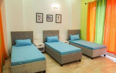 Bedroom Image of Shiv PG in Gota, Ahmedabad