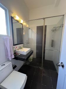 Bathroom Image of 1742 Sq.ft 3 BHK Villa for sale in Paramount Golfforeste Villas, Surajpur Greater Noida for Rs. 15000000