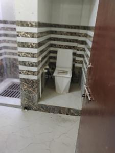 Bathroom Image of 813 Sq.ft 2 BHK Duplex for rent in Govind Nagar Mathura for Rs. 7500