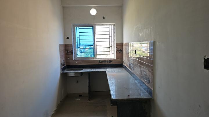 Airport apartment Main Image 1