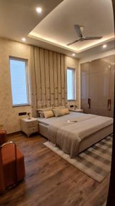 Bedroom Image of 1450 Sq.ft 3 BHK Apartment / Flat for sale in Trehan Luxury Floors 71, Sector 71 Gurgaon for Rs. 23000000