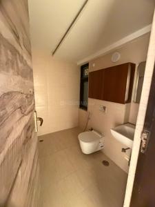 Bathroom Image of 2400 Sq.ft 3 BHK Apartment / Flat for rent in Beverly Golf Avenue, Sector 65 Mohali for Rs. 86000