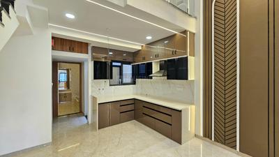 Kitchen Image of 1600 Sq.ft 3 BHK Independent House for sale in Nipania Indore for Rs. 12100000