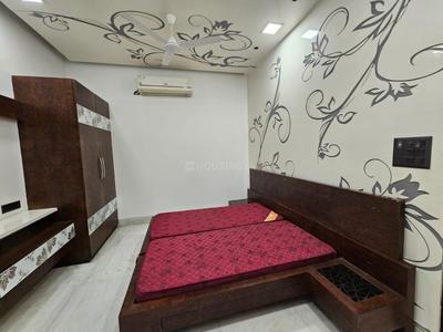 Bedroom Image of 4500 Sq.ft 4 BHK Builder Floor for rent in Sector 50 Noida for Rs. 150000