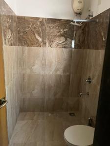 Bathroom Image of 3250 Sq.ft 4 BHK Apartment / Flat for rent in Navarangpura Ahmedabad for Rs. 62000
