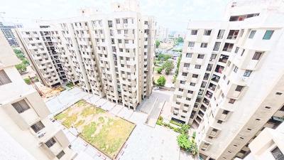 Image of 1080 Sq.ft 2 BHK Apartment / Flat for sale in Vaishno Devi Circle, Ahmedabad for Rs. 5600000