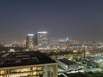 Balcony Image of 6500 Sq.ft 4 BHK Penthouse for sale in Jaypee The Kalypso Court, Sector 128 Noida for Rs. 100000000