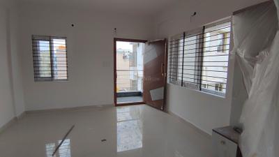 Living Room Image of 560 Sq.ft 1 BHK Builder Floor for rent in Bommanahalli Bengaluru for Rs. 22000