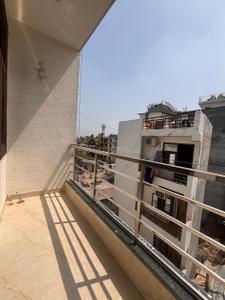Balcony Image of 680 Sq.ft 2 BHK Independent House for rent in Hilltop Apartments, Maidan Garhi New Delhi for Rs. 24567