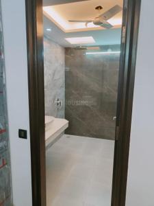 Bathroom Image of 6000 Sq.ft 7 BHK Independent House for sale in Sector 41 Noida for Rs. 87000000
