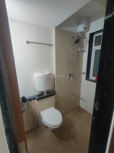 Bathroom Image of 650 Sq.ft 2 BHK Apartment / Flat for rent in Dadar East Mumbai for Rs. 58000