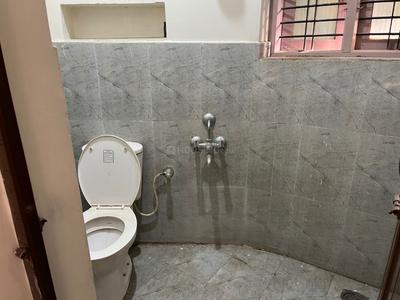 Bathroom Image of 1500 Sq.ft 3 BHK Independent House for rent in K R Puram Bengaluru for Rs. 32000