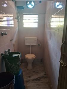 Bathroom Image of 950 Sq.ft 3 BHK Apartment / Flat for sale in Sinthi Kolkata for Rs. 5515000