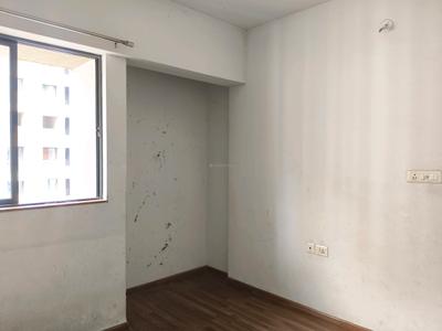 Bedroom Image of 950 Sq.ft 2.5 BHK Apartment / Flat for rent in Lodha Palava Downtown, Palava Phase 2 Thane for Rs. 17000