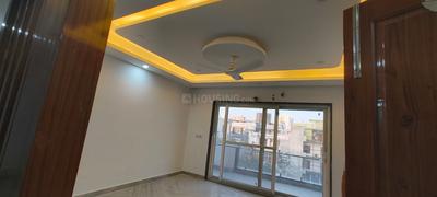 Hall Image of 2100 Sq.ft 2.5 BHK Builder Floor for rent in Sector 45 Noida for Rs. 55000