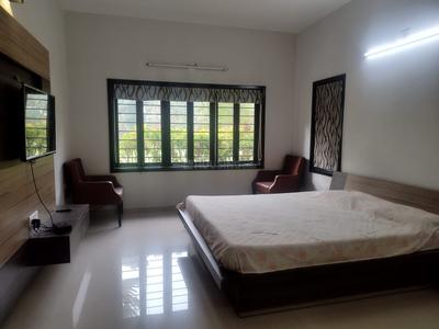 Bedroom Image of 4015 Sq.ft 4 BHK Villa for rent in Navratna Kalhaar Blues And Greens, Sanand Ahmedabad for Rs. 115000