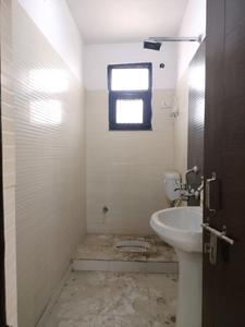 Common Bathroom Image of 1250 Sq.ft 3 BHK Builder Floor for sale in Shalimar Garden Ghaziabad for Rs. 10800000