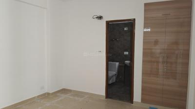 Bedroom Image of 2300 Sq.ft 3 BHK Apartment / Flat for rent in Vikram Golf View Condos, Sector 19 Dwarka New Delhi for Rs. 63000