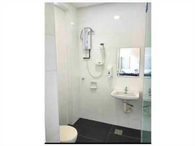 Bathroom Image of 3360 Sq.ft 4 BHK Apartment / Flat for sale in Juhu Rose Apartment, Juhu Mumbai for Rs. 168000000