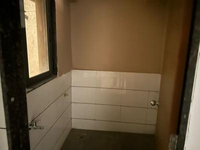 Bathroom Image of 690 Sq.ft 2 BHK Apartment / Flat for rent in Dev Aashish Sky, Nava Naroda Ahmedabad for Rs. 15000