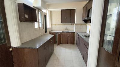 Kitchen Image of 1550 Sq.ft 3 BHK Apartment / Flat for sale in Bestech Park View Residency, Palam Vihar Gurgaon for Rs. 23500000