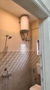 Bathroom Image of 700 Sq.ft 1 BHK Apartment / Flat for rent in C V Raman Nagar Bengaluru for Rs. 25000