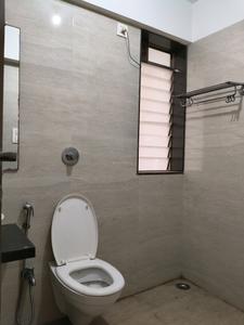 Common Bathroom Image of 850 Sq.ft 2 BHK Apartment / Flat for rent in Princecare Zinnia, Mahim Mumbai for Rs. 140000
