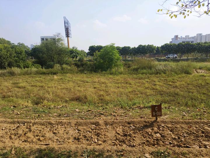 DLF Garden City Plots Main Image 1