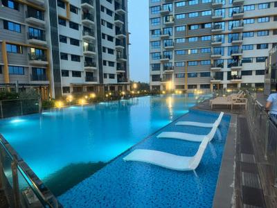 Image of 600 Sq.ft 1.5 BHK Apartment / Flat for sale in Amanora Gold Towers, Hadapsar, Pune for Rs. 10000000