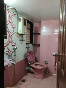 Common Bathroom Image of 880 Sq.ft 2 BHK Apartment / Flat for sale in Atul Blue Empire, Kandivali West Mumbai for Rs. 16000000