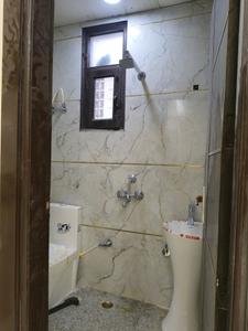 Common Bathroom Image of 1000 Sq.ft 2 BHK Builder Floor for sale in Indirapuram Ghaziabad for Rs. 8200000